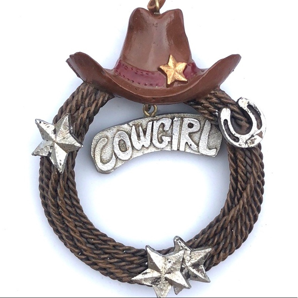 😀 3/&20 cowgirl